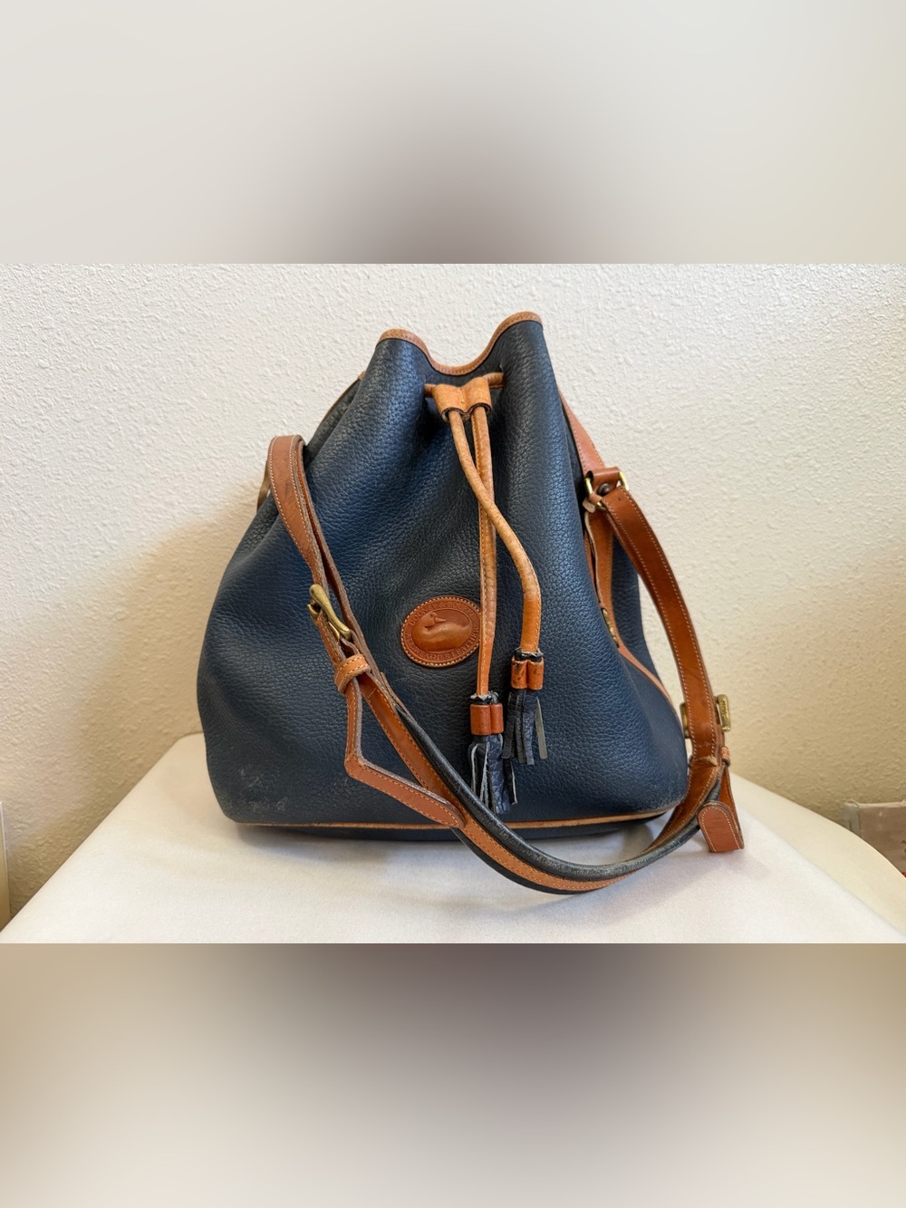Vintage Dooney & Bourke Navy Leather Bucket Bag Thick Leather Tan Trim USA